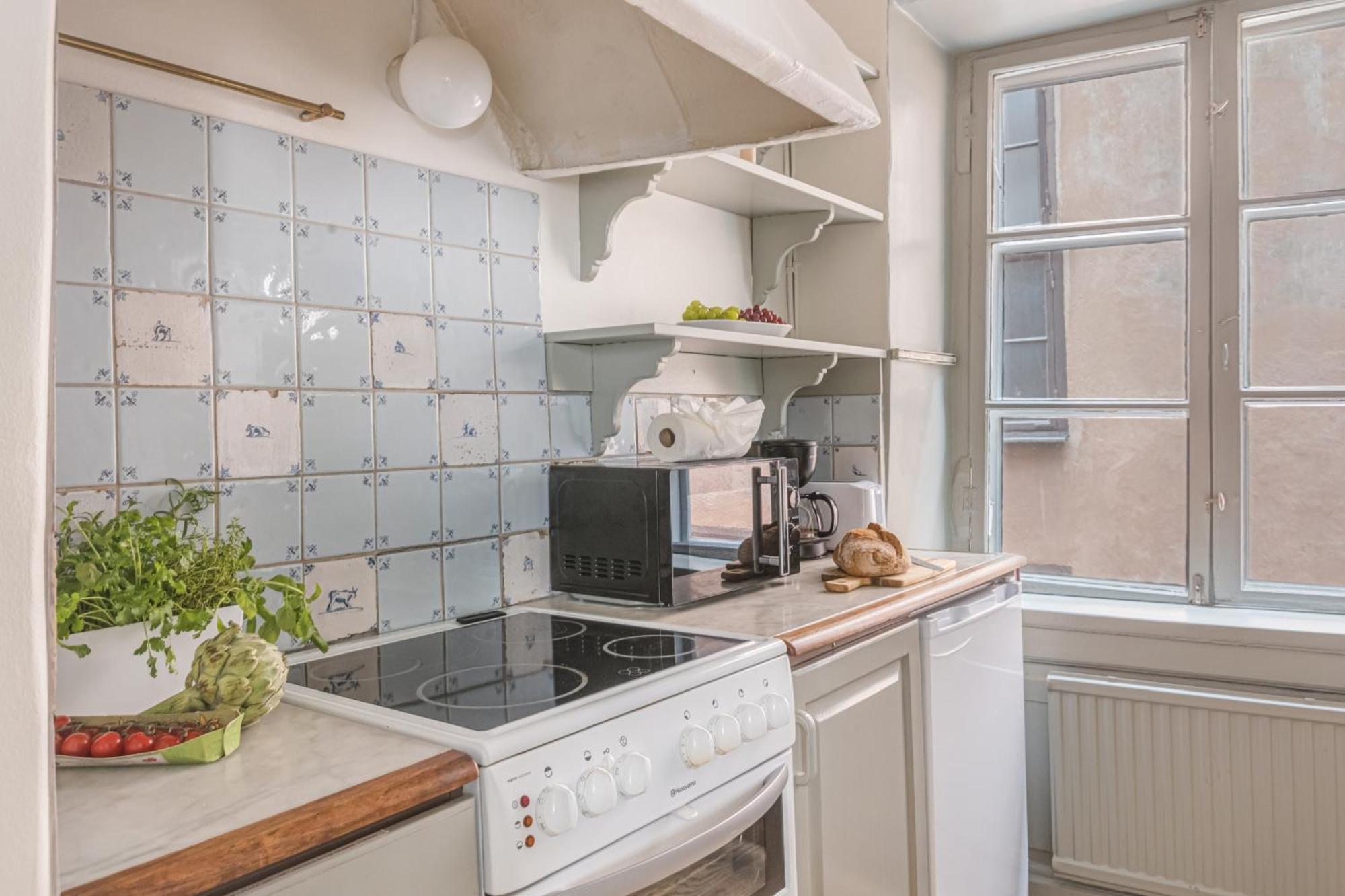 Lägenhet Historisk Laegenhet I Gamla Stan